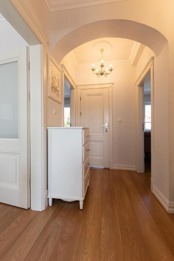 Appartamento Elegant Near Old Town - Free Parking Danzica Esterno foto